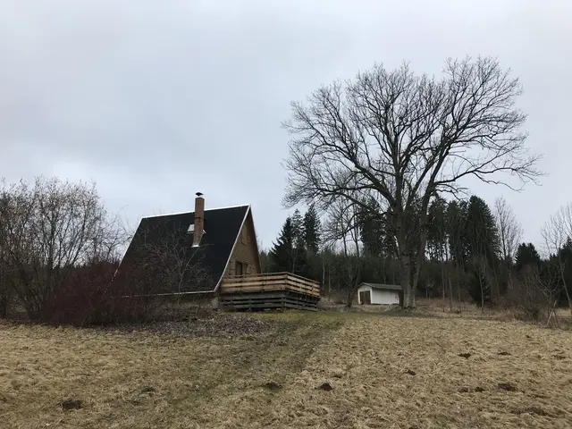 LocationRobot - Film Location Waldhütte LR2198