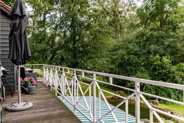 LocationRobot - Film Location Hof LR2835 (photo 24)