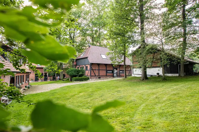 LocationRobot - Film Location Hof LR2835 (photo 28)