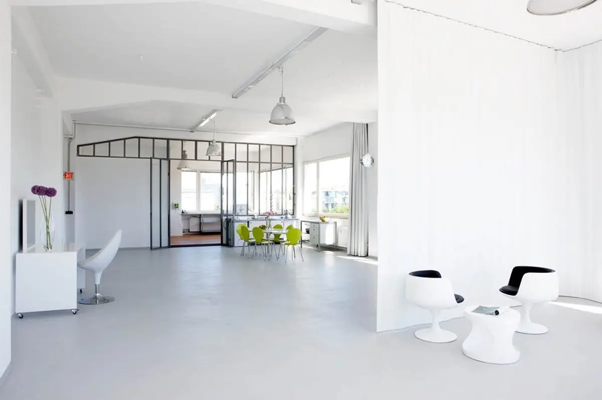 LocationRobot - Film Location Tageslichtstudio LR1938 (photo 3)