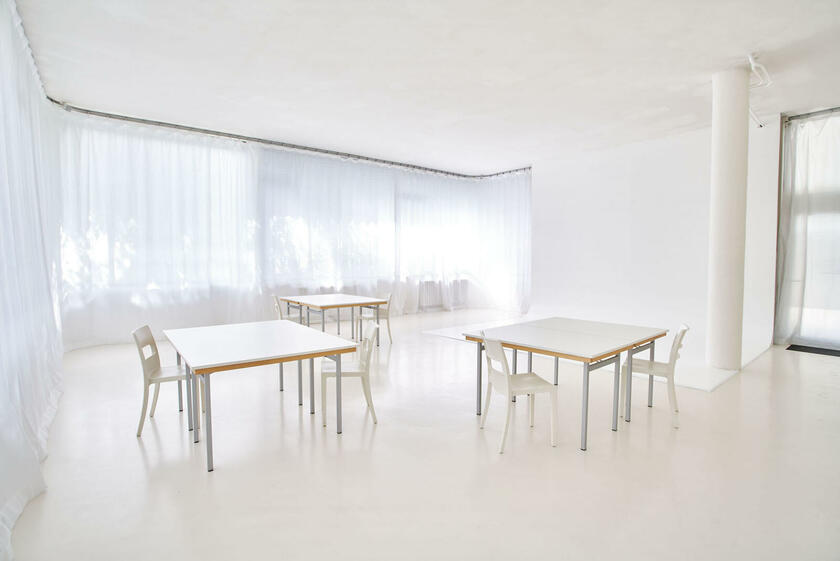 LocationRobot - Film Location Tageslichtstudio LR1971 (photo 5)