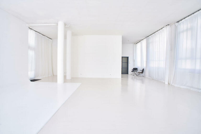 LocationRobot - Film Location Tageslichtstudio LR1971 (photo 3)