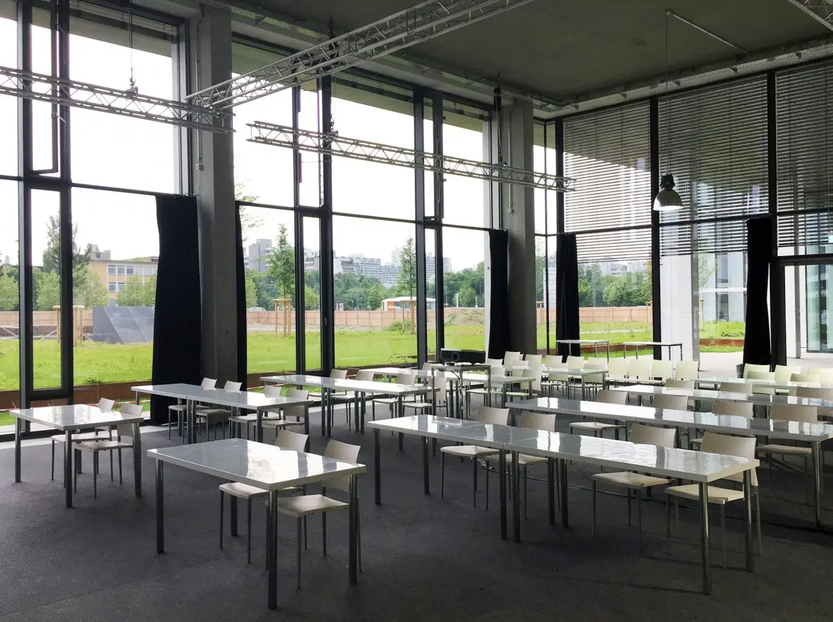 LocationRobot - Film Location Tageslichtstudio LR1990 (photo 10)