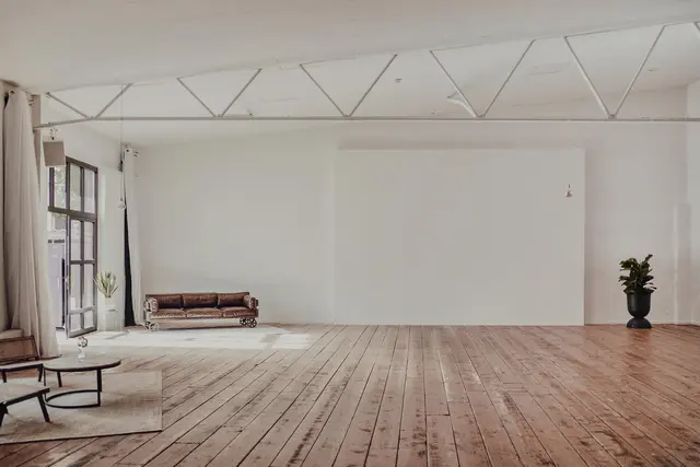 LocationRobot - Film Location Loftstudio LR2487 (photo 2)