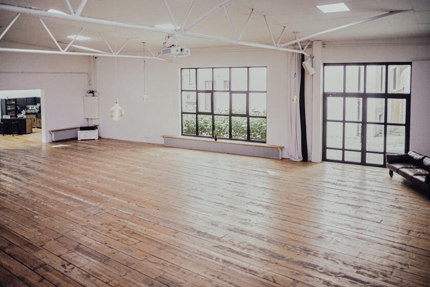 LocationRobot - Film Location Loftstudio LR2487 (photo 1)