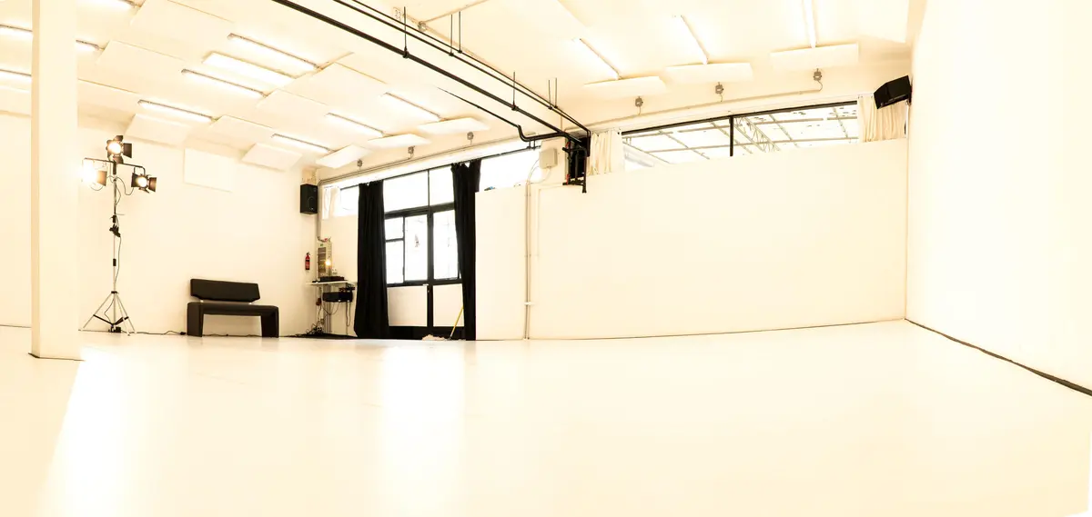 LocationRobot - Film Location Studio LR2854 (photo 6)