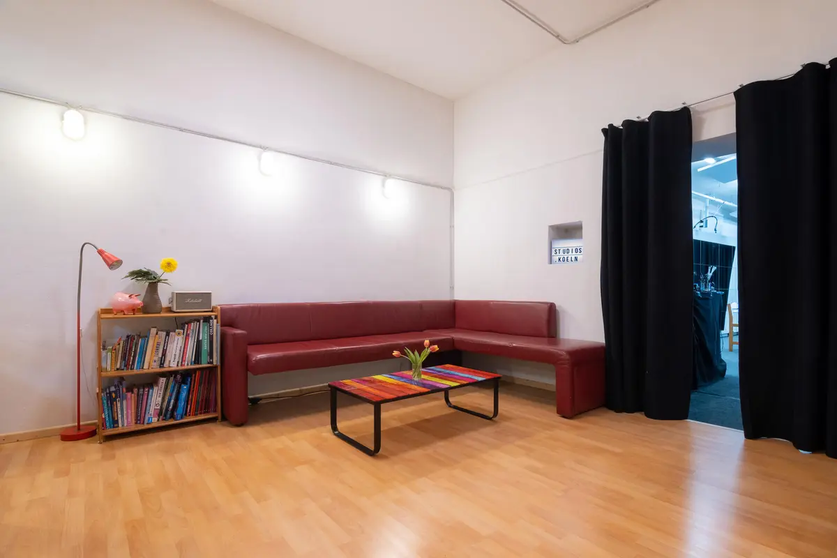 LocationRobot - Film Location Studio LR2854 (photo 13)