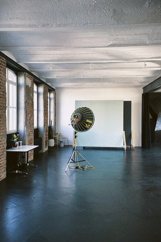 LocationRobot - Film Location Loftstudio LR2907 (photo 2)