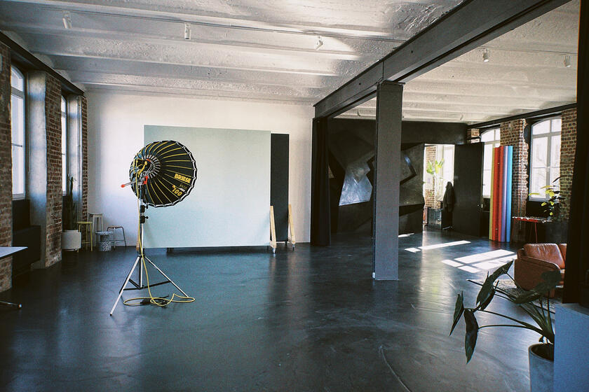 LocationRobot - Film Location Loftstudio LR2907 (photo 1)