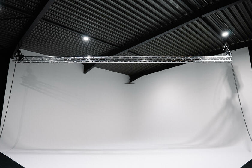 LocationRobot - Film Location Filmstudio LR4243 (photo 1)