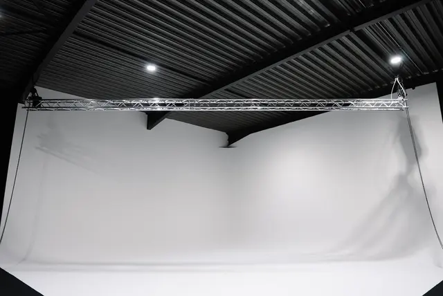 LocationRobot - Film Location Filmstudio LR4243 (photo 1)