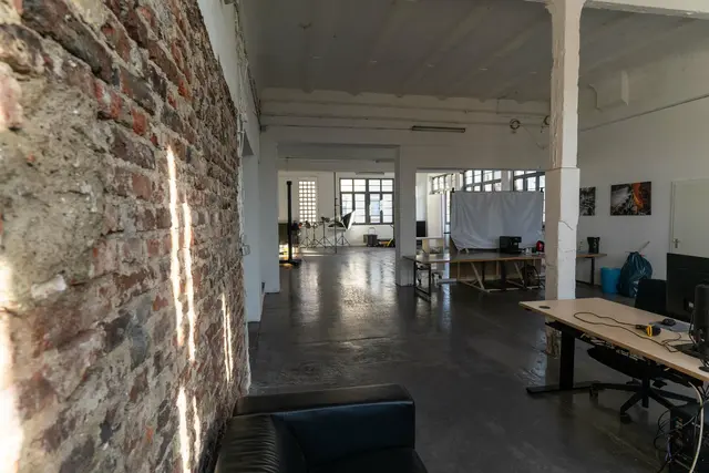 LocationRobot - Film Location Loftstudio LR4837 (photo 5)