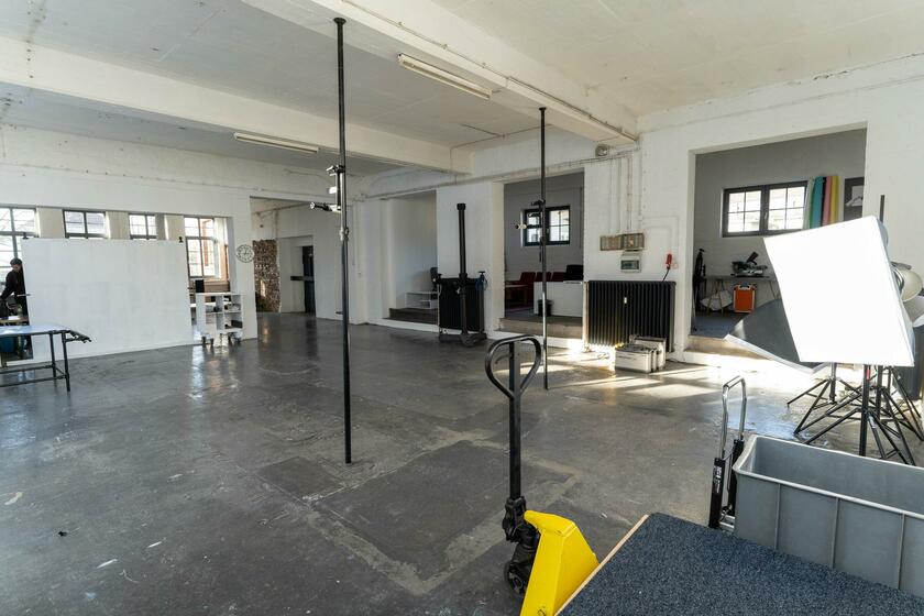 LocationRobot - Film Location Loftstudio LR4837 (photo 2)