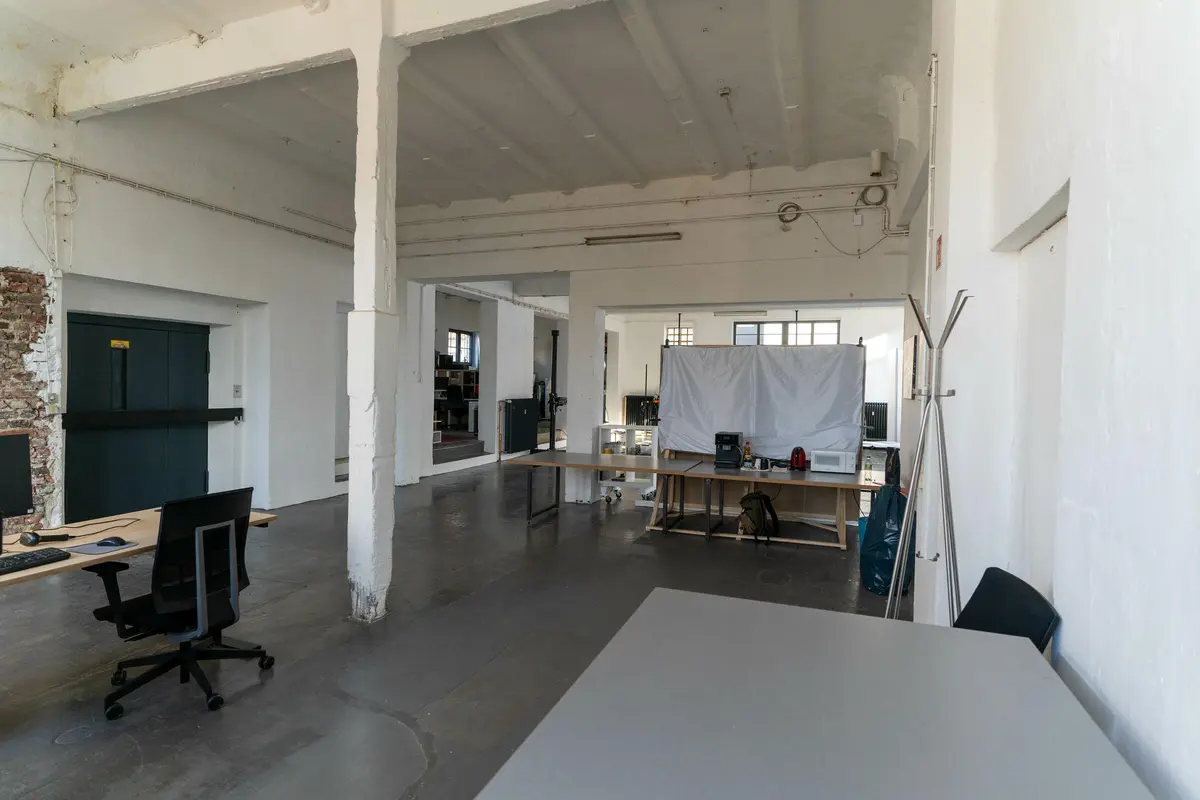 LocationRobot - Film Location Loftstudio LR4837 (photo 9)