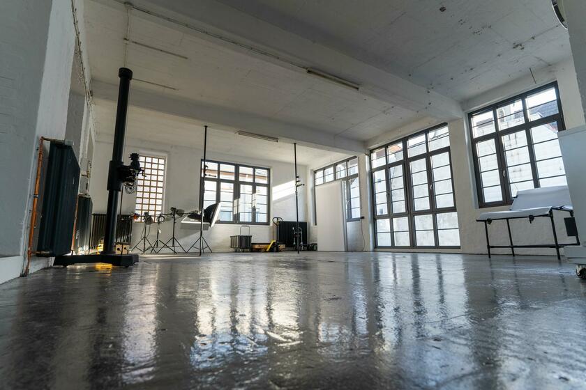 LocationRobot - Film Location Loftstudio LR4837 (photo 1)