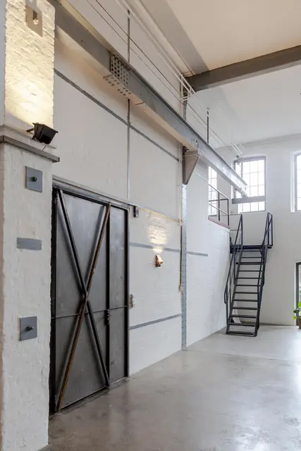 LocationRobot - Film Location Loftstudio LR4981 (photo 9)