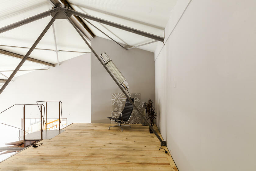 LocationRobot - Film Location Loftstudio LR5600 (photo 9)