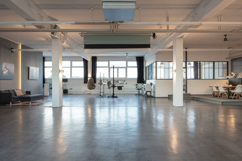 LocationRobot - Film Location Loftstudio LR5839 (photo 1)