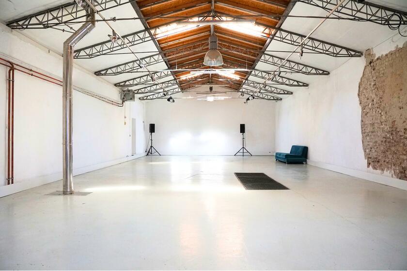 LocationRobot - Film Location Tageslichtstudio LR6025 (photo 2)