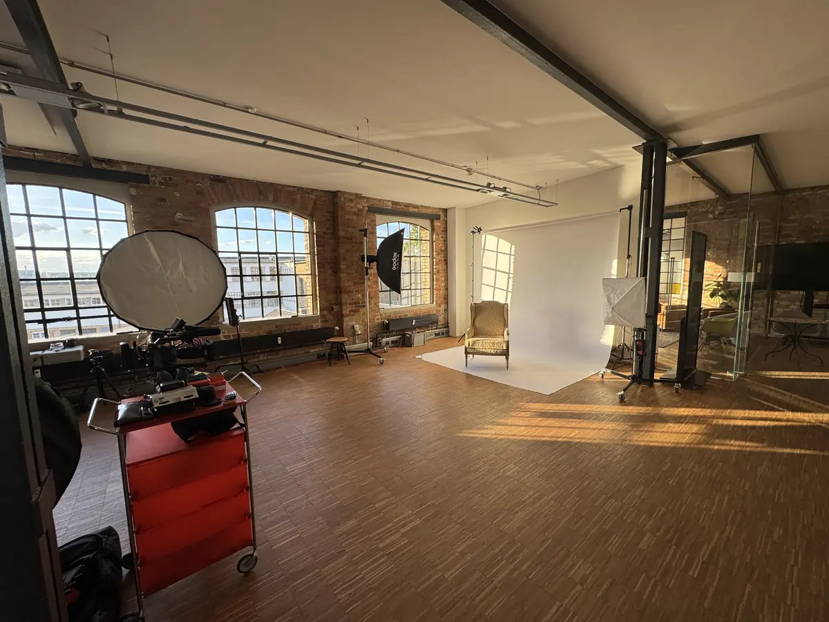 LocationRobot - Film Location Loftstudio LR6459 (photo 5)