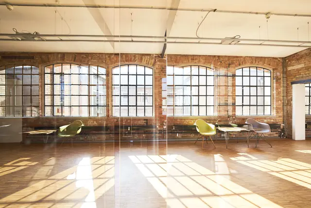 LocationRobot - Film Location Loftstudio LR6459 (photo 2)