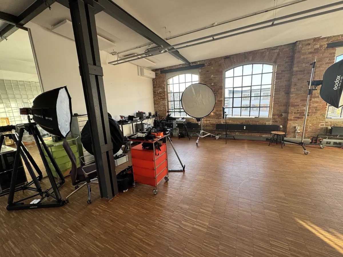 LocationRobot - Film Location Loftstudio LR6459 (photo 6)