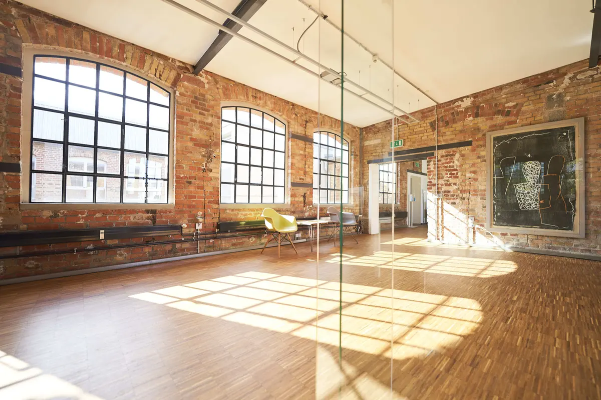 LocationRobot - Film Location Loftstudio LR6459 (photo 1)