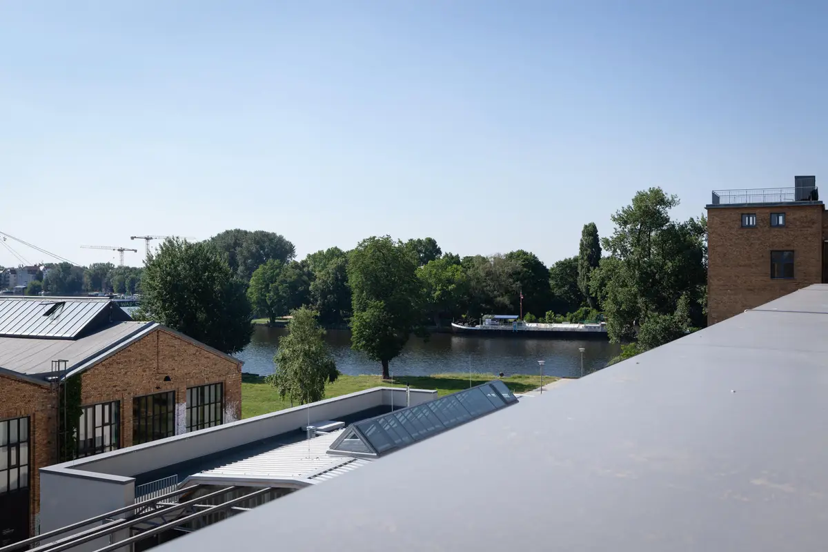 LocationRobot - Film Location Industriehalle LR2621 (photo 9)