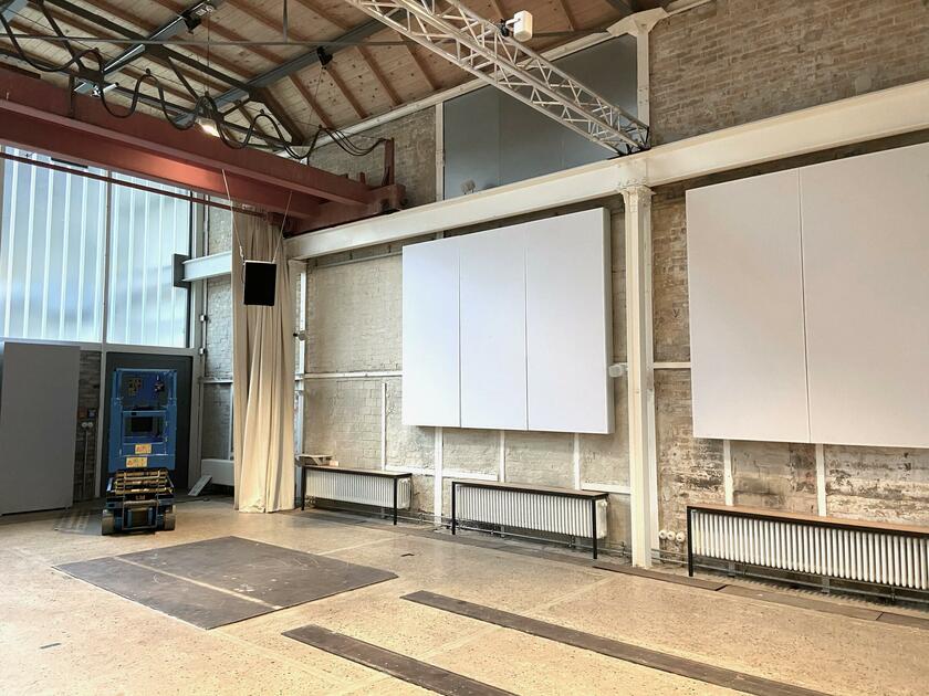 LocationRobot - Film Location Industriehalle LR2621 (photo 2)