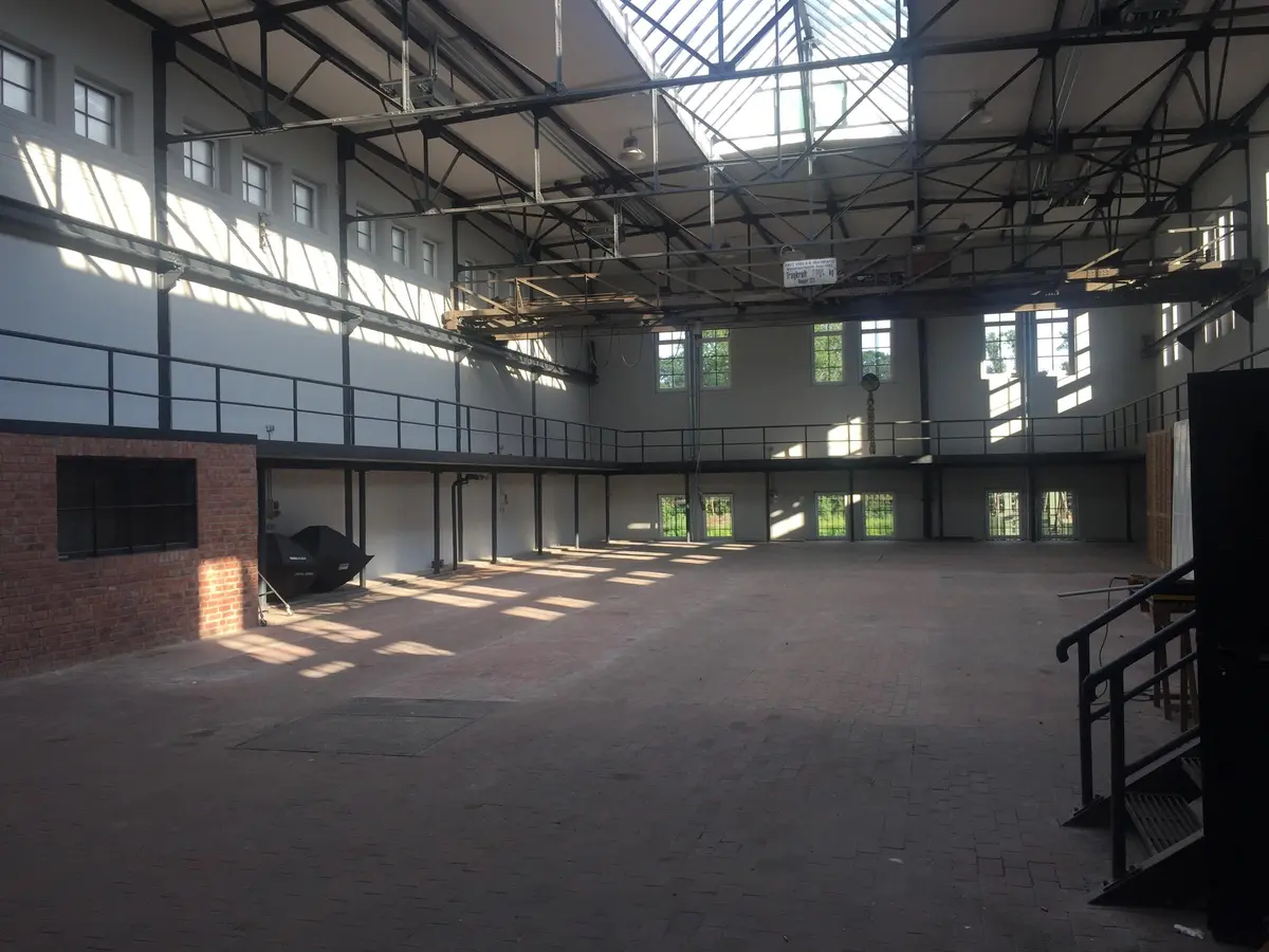 LocationRobot - Film Location Fabrikhalle LR3007 (photo 2)