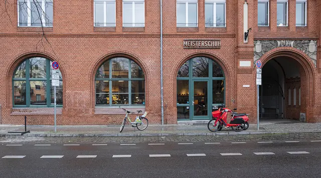 LocationRobot - Film Location Werkstatt LR3089 (photo 10)