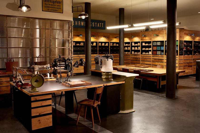 LocationRobot - Film Location Werkstatt LR3089 (photo 1)