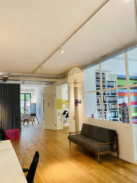 LocationRobot - Film Location Büro LR3465 (photo 10)