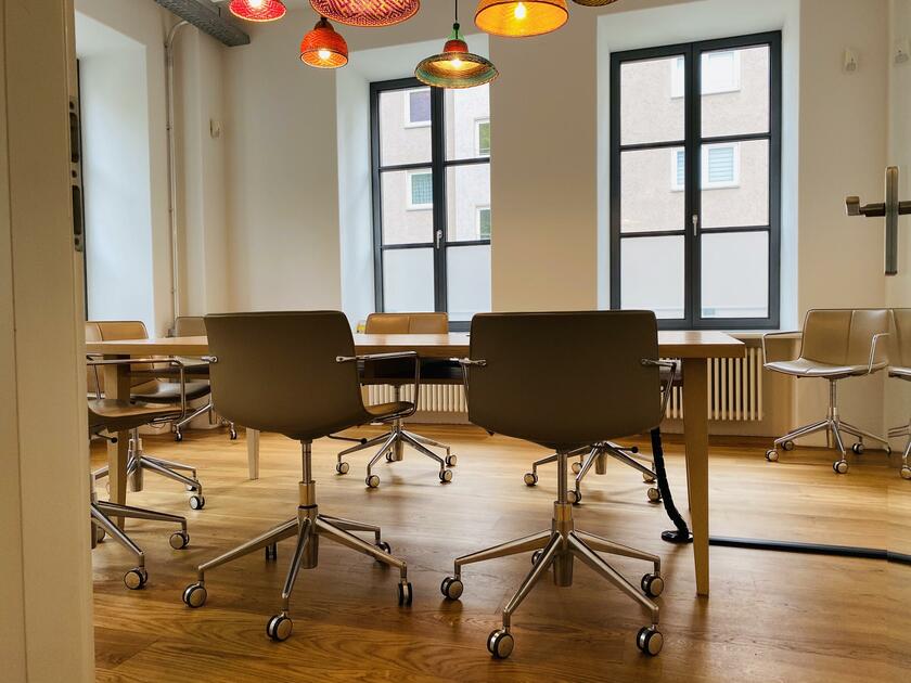 LocationRobot - Film Location Büro LR3465 (photo 8)