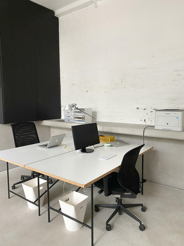 LocationRobot - Film Location Büro LR3644 (photo 3)