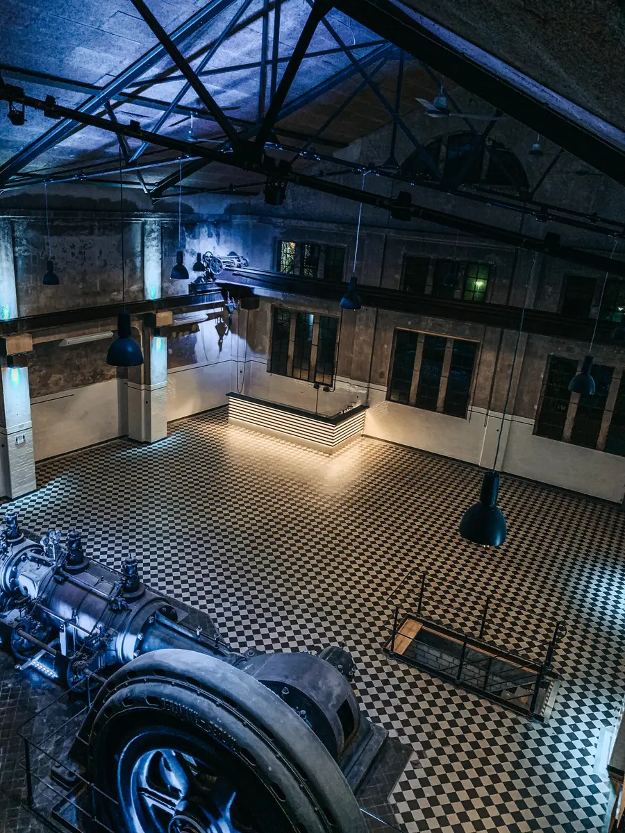 LocationRobot - Film Location Industriehalle LR3653 (photo 1)