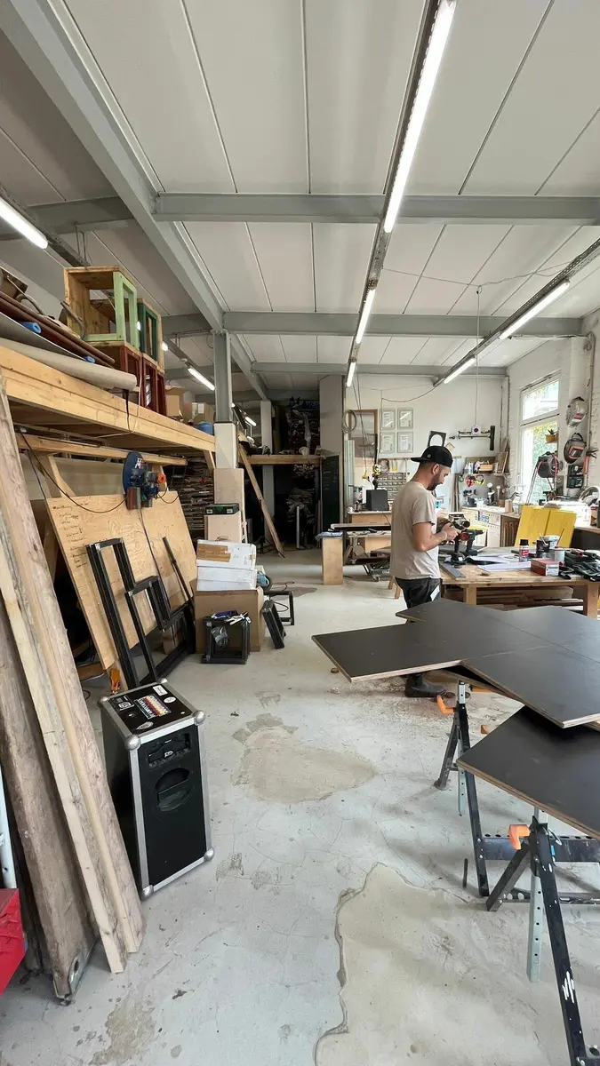 LocationRobot - Film Location Werkstatt LR3772 (photo 12)
