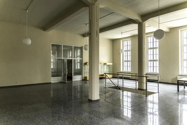 LocationRobot - Film Location Industrieanlage LR3835 (photo 17)