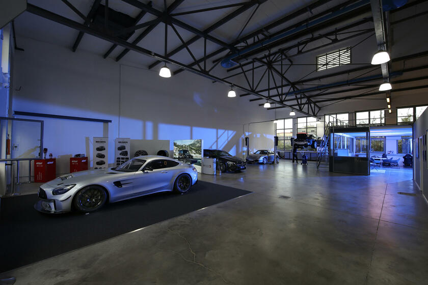 LocationRobot - Film Location Industriehalle LR4062 (photo 1)