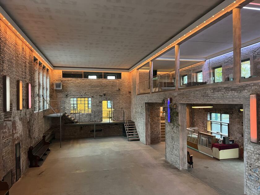 LocationRobot - Film Location Fabrikhalle LR4220 (photo 5)