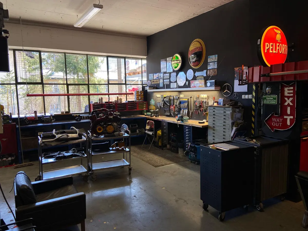 LocationRobot - Film Location Werkstatt LR4260 (photo 6)