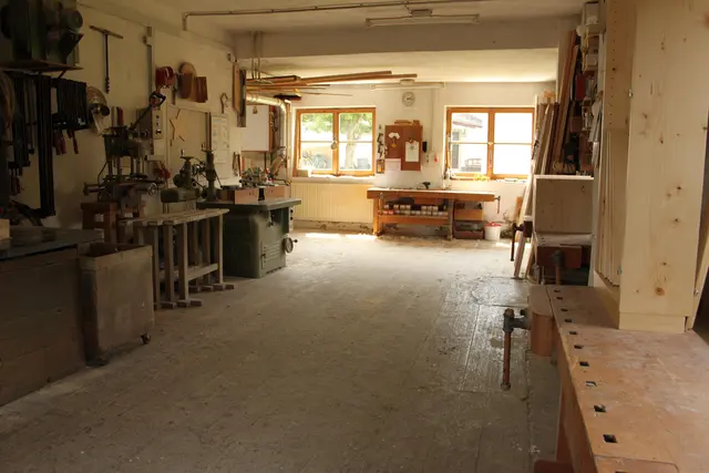 LocationRobot - Film Location Werkstatt LR4284 (photo 18)