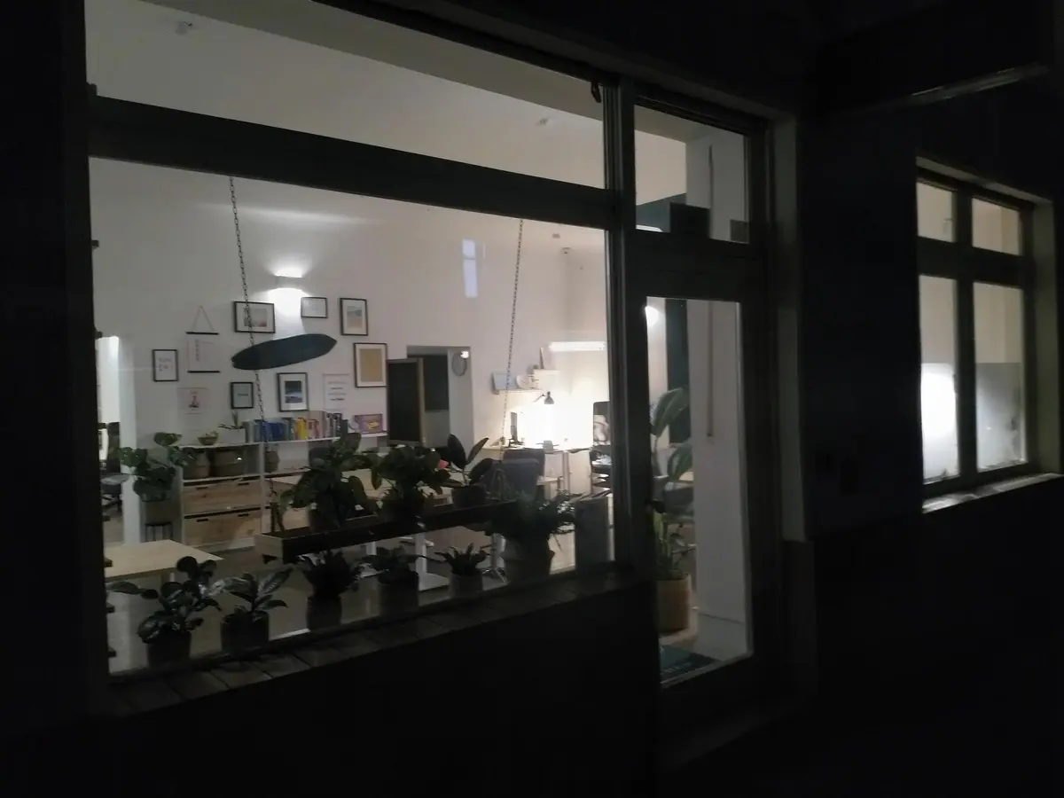 LocationRobot - Film Location Büro LR4380 (photo 28)