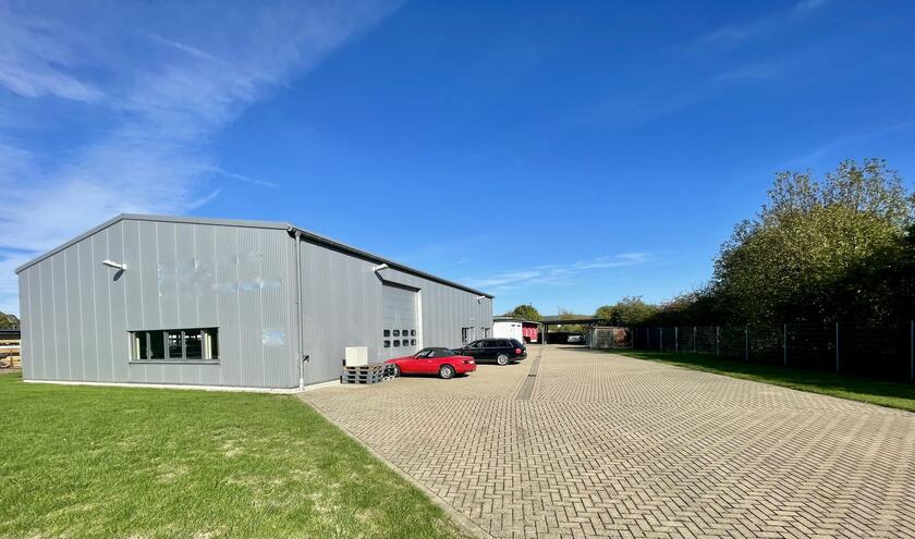 LocationRobot - Film Location Gewerbehalle LR4585 (photo 1)