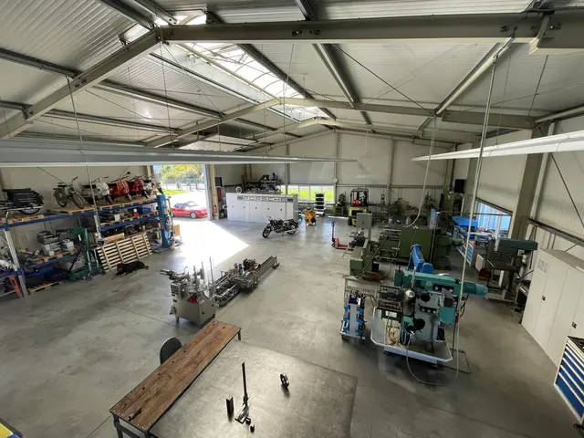 LocationRobot - Film Location Gewerbehalle LR4585