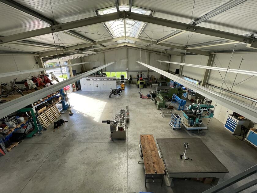 LocationRobot - Film Location Gewerbehalle LR4585 (photo 2)