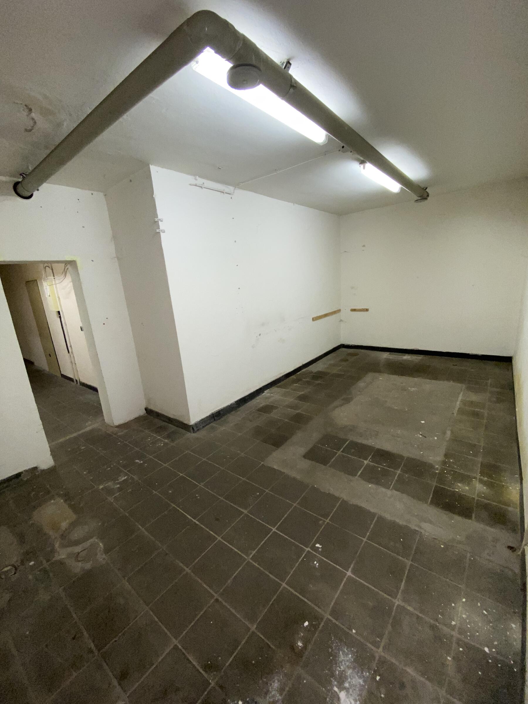 Bunkeranlage in RecklinghausenLand für Filmproduktionen mieten.