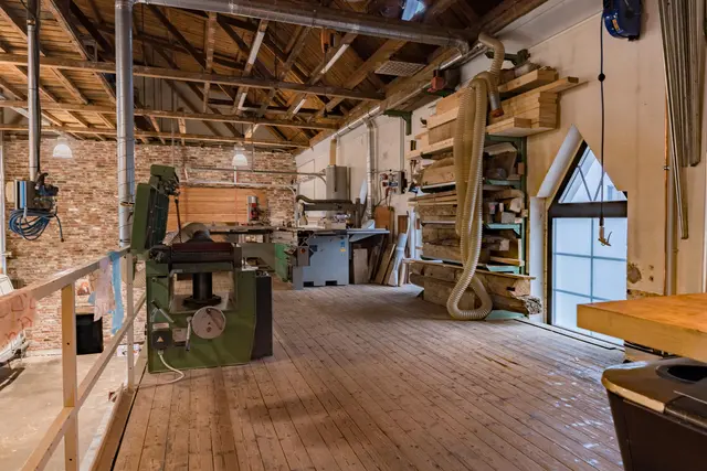 LocationRobot - Film Location Werkstatt LR4777 (photo 9)