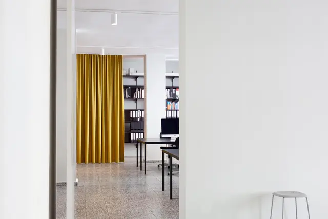 LocationRobot - Film Location Büro LR4953 (photo 3)