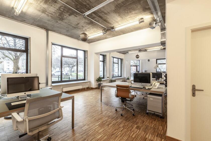 LocationRobot - Film Location Büro LR5062 (photo 4)